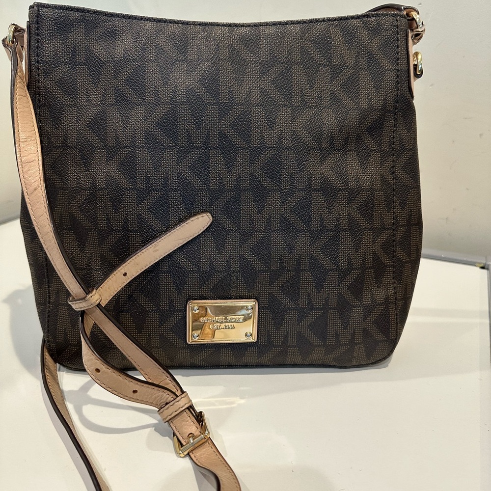Michael Kors Brown Crossbody Bag with Gold-Tone Hardware